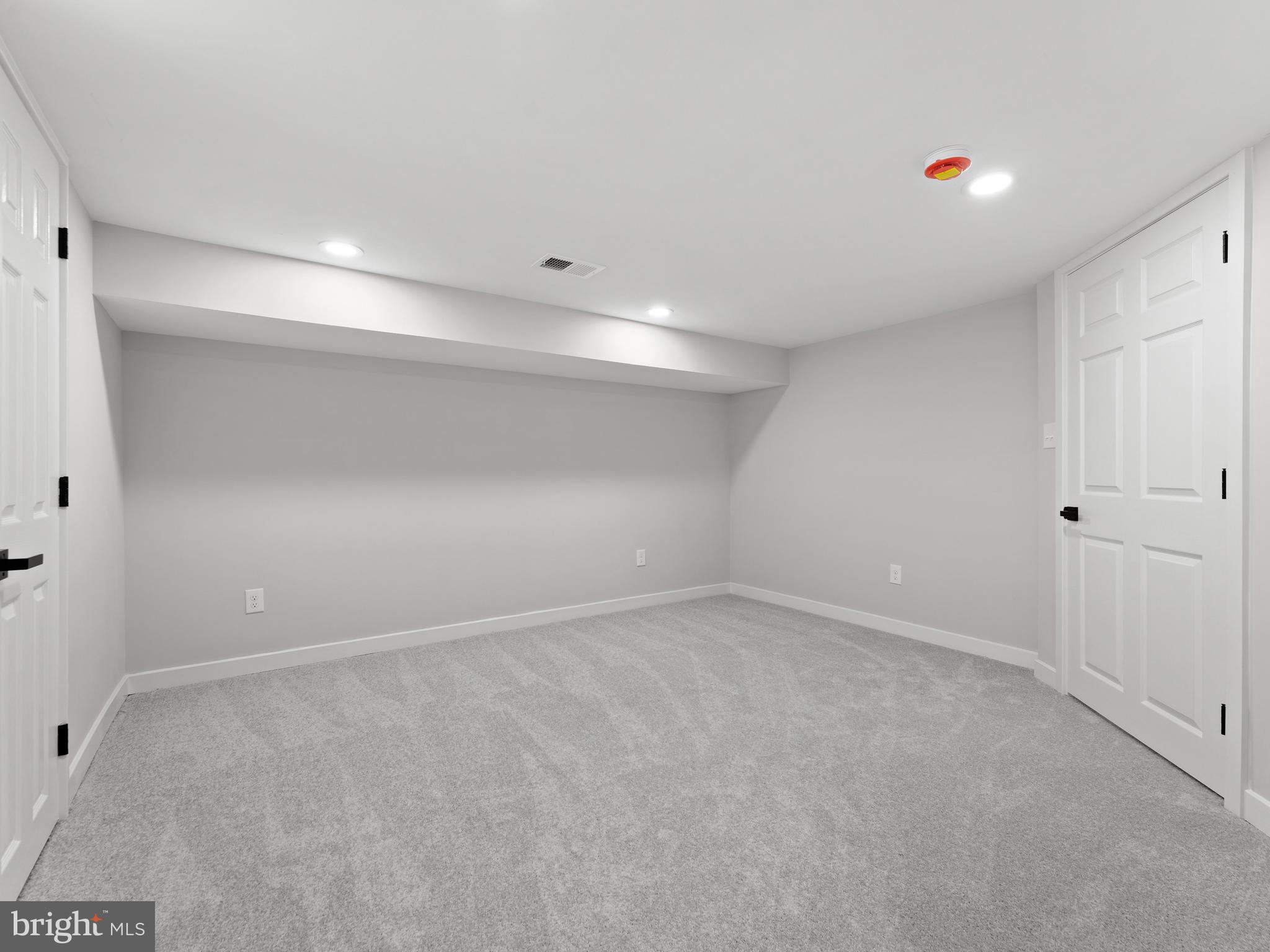 1812 Farrington Road Philadelphia, PA 19151 - Photo 27 of 36 Gallery Image 27