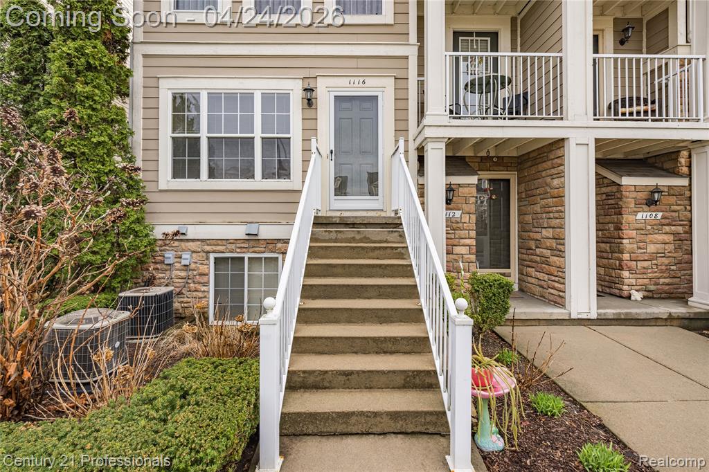 1116 Faulkner Troy, MI 48083 - Photo 2 of 37