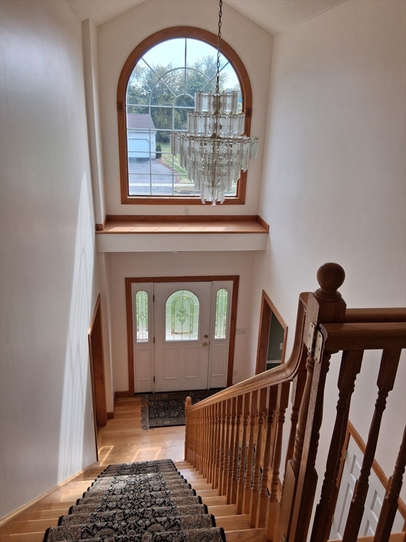 18 Wildflower Lane Agawam, MA 01001 - Photo 24 of 41