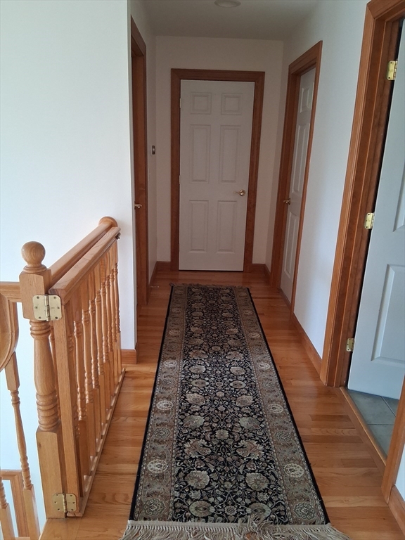 18 Wildflower Lane Agawam, MA 01001 - Photo 25 of 41