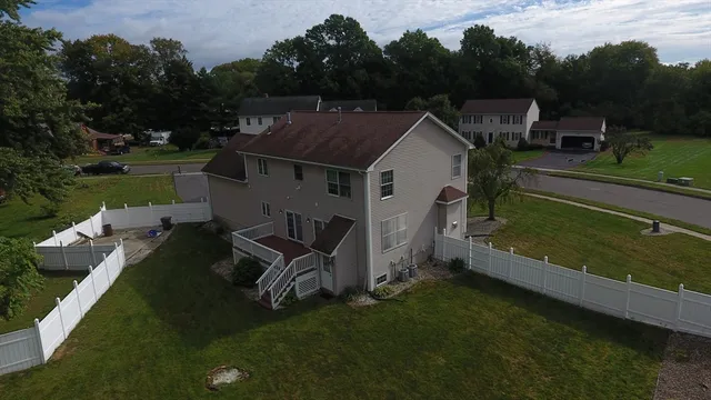 $685,000 | 18 Wildflower Lane, Agawam, MA 01001