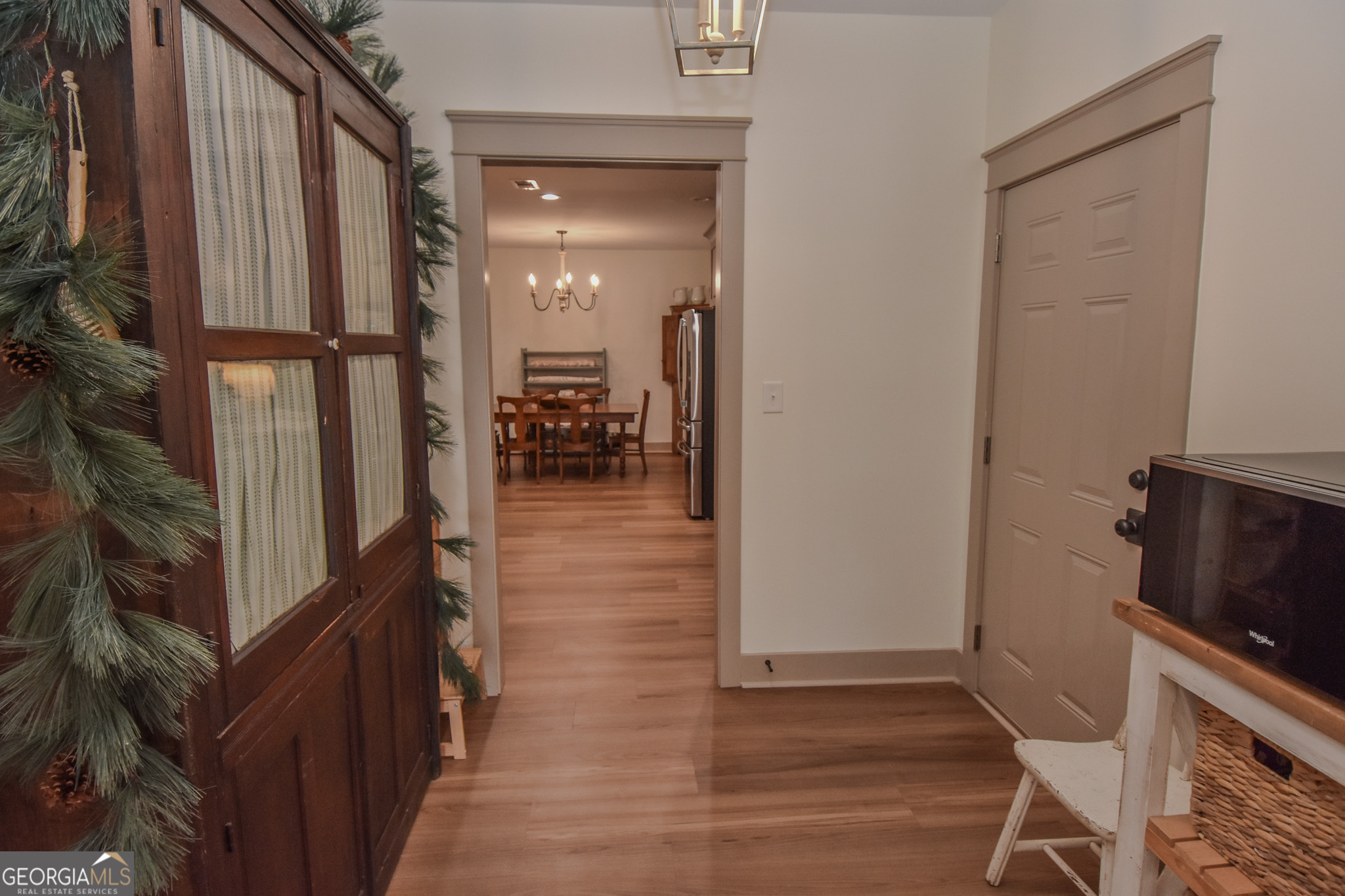 580-i B I B Howard Road Williamson, GA 30292 - Photo 24 of 123 a view of entryway and hall with wooden floor