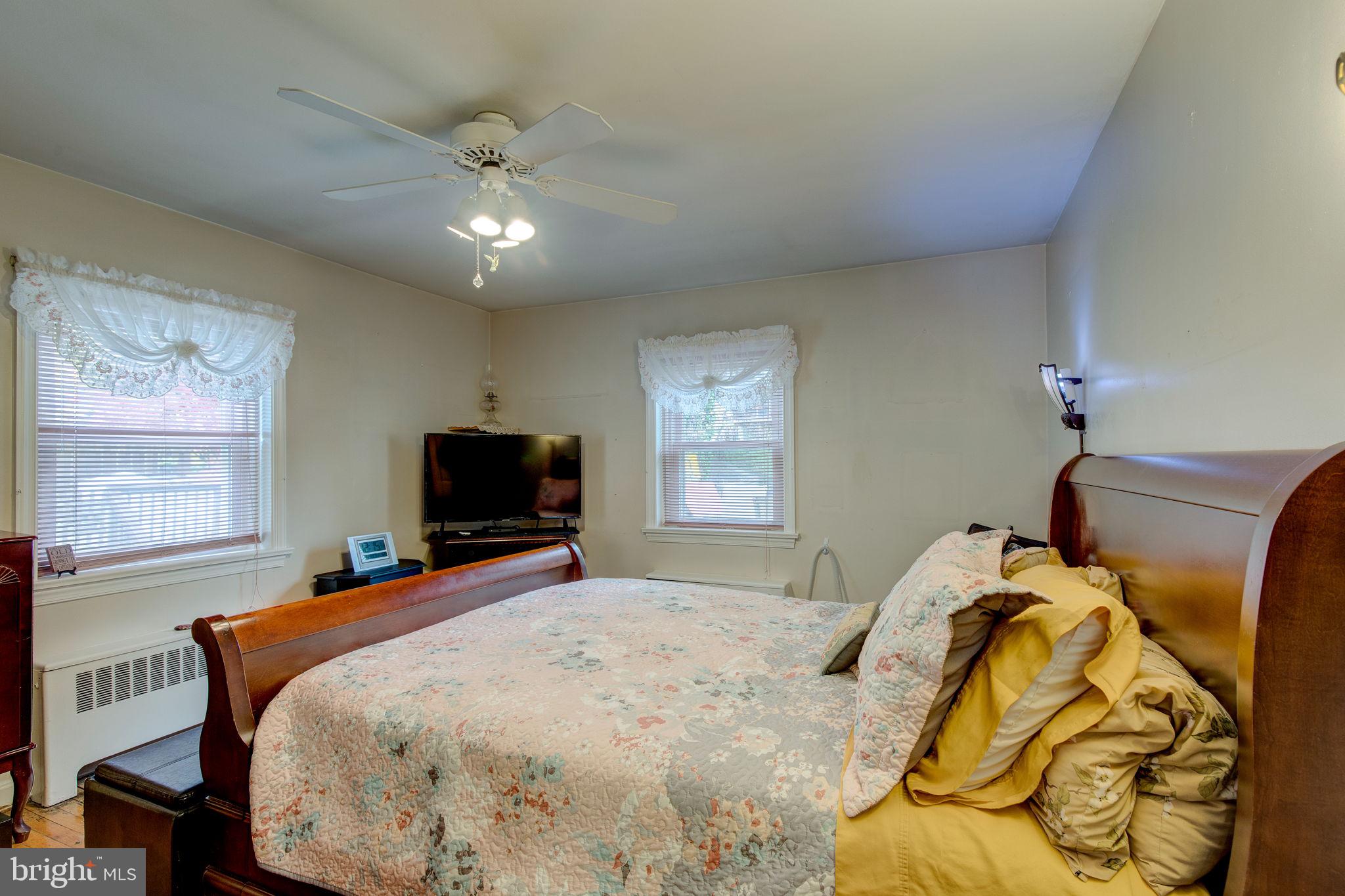 863 Beechwood Road Havertown, PA 19083 - Photo 14 of 25 Gallery Image 14