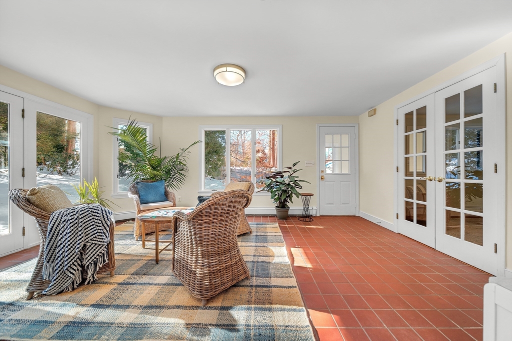 60 Sutton Road Needham, MA 02492 - Photo 8 of 31