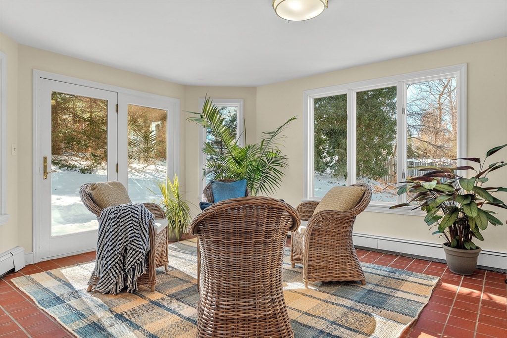 60 Sutton Road Needham, MA 02492 - Photo 9 of 31