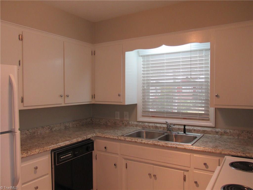 417 Rockspring Road High Point, NC 27262 - Photo 8 of 22 Kitchen
