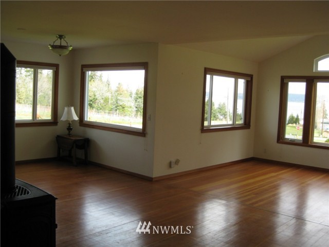 450 Meade Road Nordland, WA 98358 - Photo 10 of 14