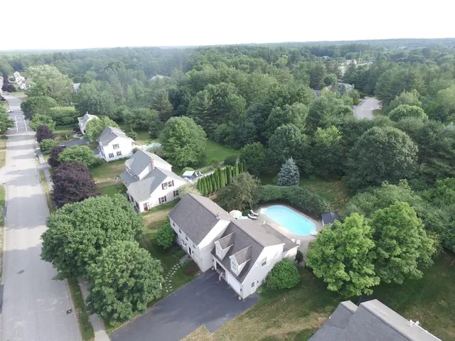 $775,000 | 22 Gateway Commons Drive, Gorham, ME 04038