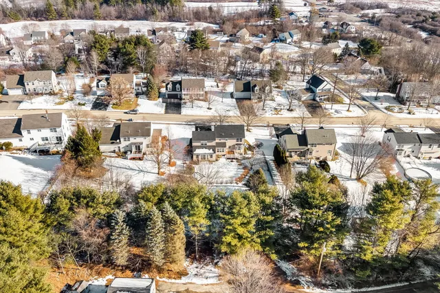 $775,000 | 22 Gateway Commons Drive, Gorham, ME 04038