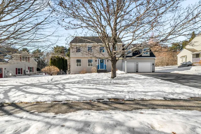 $775,000 | 22 Gateway Commons Drive, Gorham, ME 04038