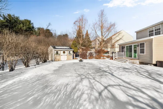 $775,000 | 22 Gateway Commons Drive, Gorham, ME 04038