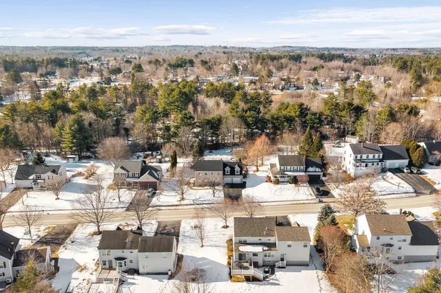 $775,000 | 22 Gateway Commons Drive, Gorham, ME 04038