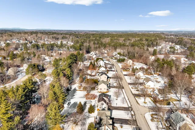 $775,000 | 22 Gateway Commons Drive, Gorham, ME 04038