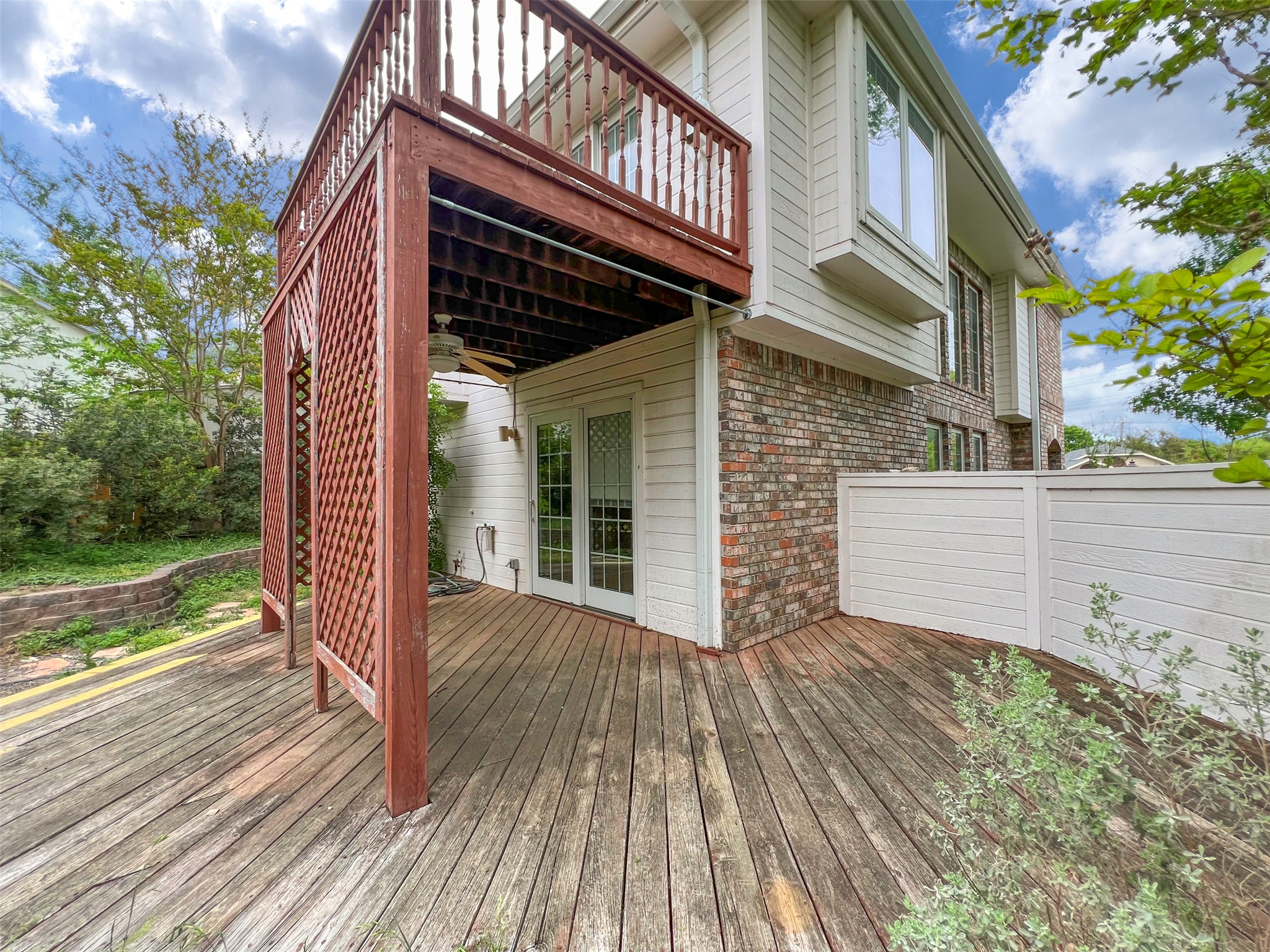 12010 Shady Springs Road Austin, TX 78758 - Photo 25 of 28 Backporch