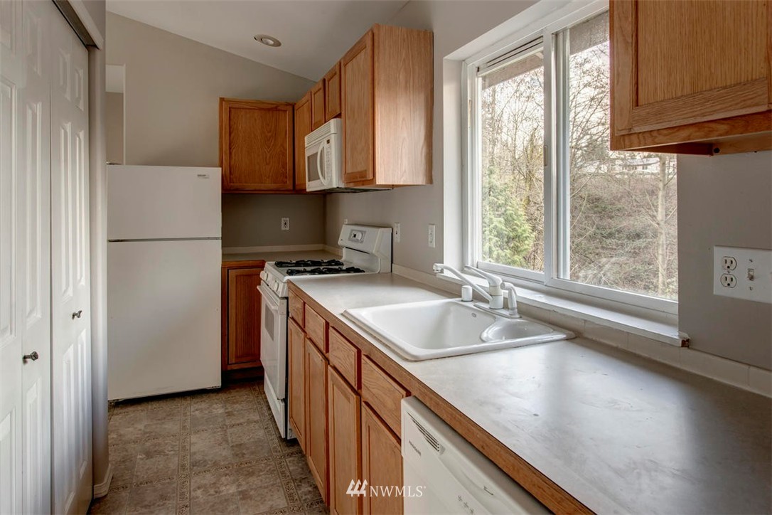 22740 20th Avenue Southeast Bothell, WA 98021 - Photo 22 of 25