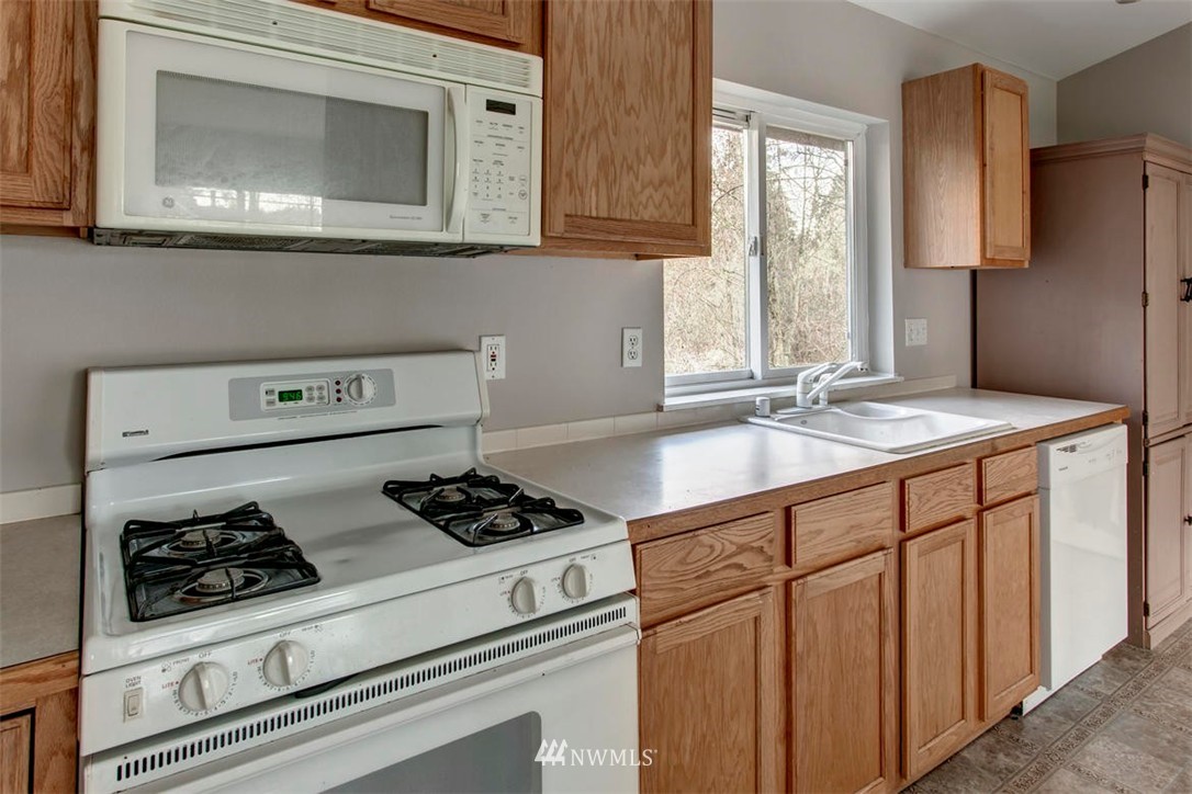 22740 20th Avenue Southeast Bothell, WA 98021 - Photo 23 of 25