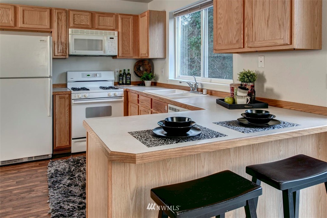 22740 20th Avenue Southeast Bothell, WA 98021 - Photo 8 of 25