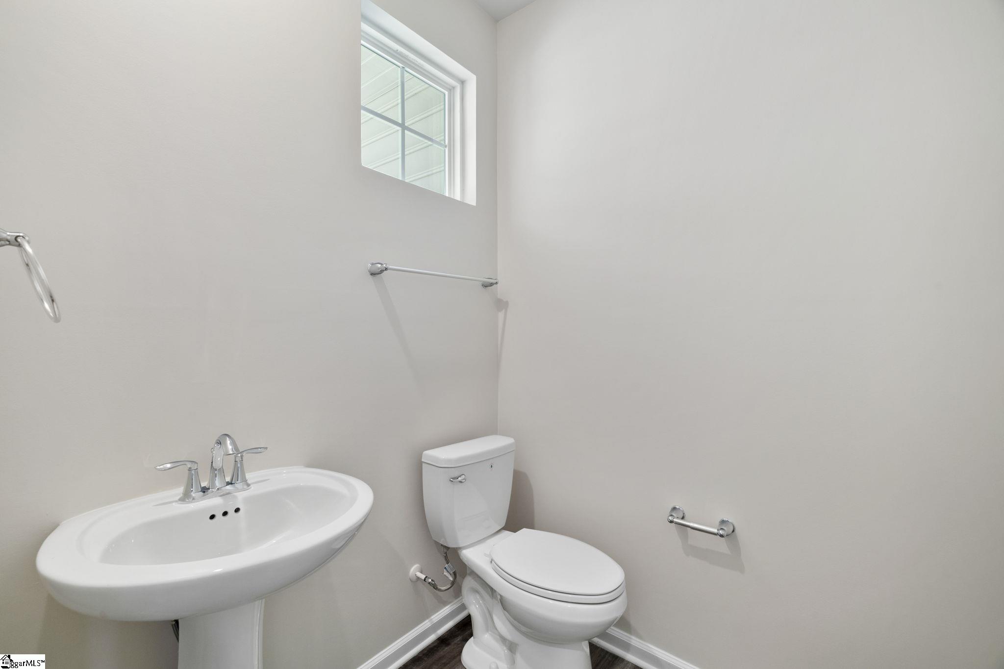 304 East Compass Way Easley, SC 29640 - Photo 12 of 29 Gallery Image 12