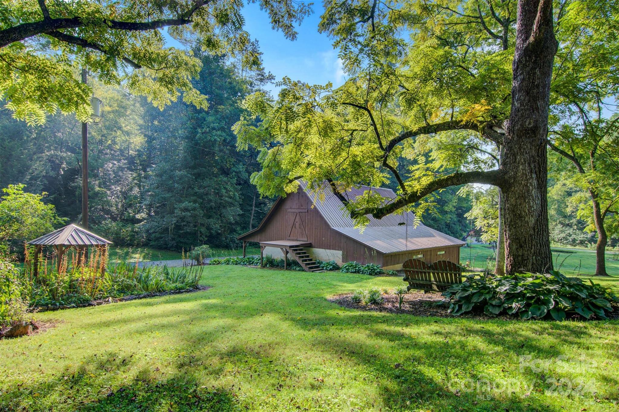 445 Bill Horton Road Ferguson, NC 28624 - Photo 4 of 48 Gallery Image 4