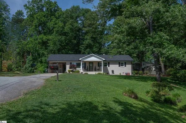 $359,900 | 206 Live Oak Way, Taylors, SC 29687
