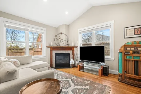 $1,199,000 | 31 Mystic Avenue, Unit 31, Winchester, MA 01890