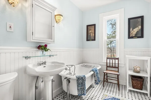 $1,199,000 | 31 Mystic Avenue, Unit 31, Winchester, MA 01890