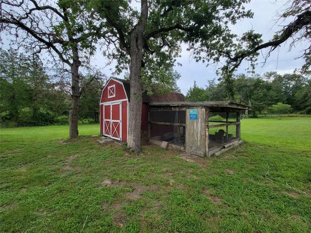 $799,000 | 6725 South Sycamore Crossing Road, Bellville, TX 77418