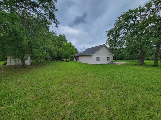 $799,000 | 6725 South Sycamore Crossing Road, Bellville, TX 77418