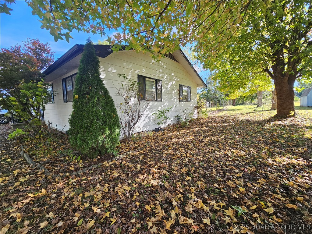 104 West Jemphrey Road Eldon, MO 65026 - Photo 3 of 17