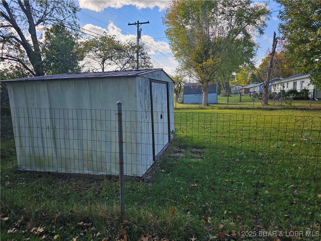 104 West Jemphrey Road Eldon, MO 65026 - Photo 5 of 17