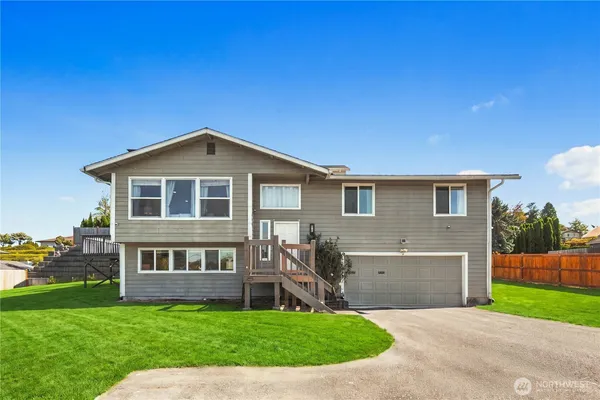 $650,000 | 809 19th Avenue Southwest, Puyallup, WA 98371