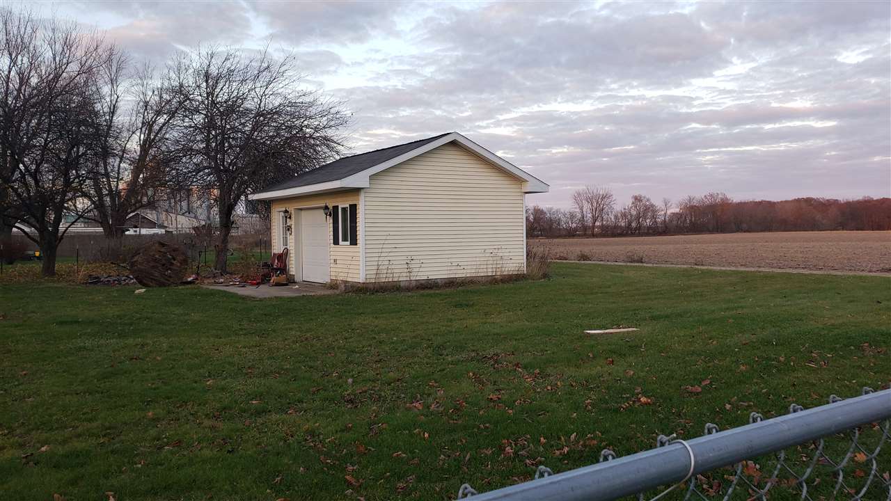 6378 North Pingree Road Elwell, MI 48832 - Photo 3 of 5 1882656-2.JPG