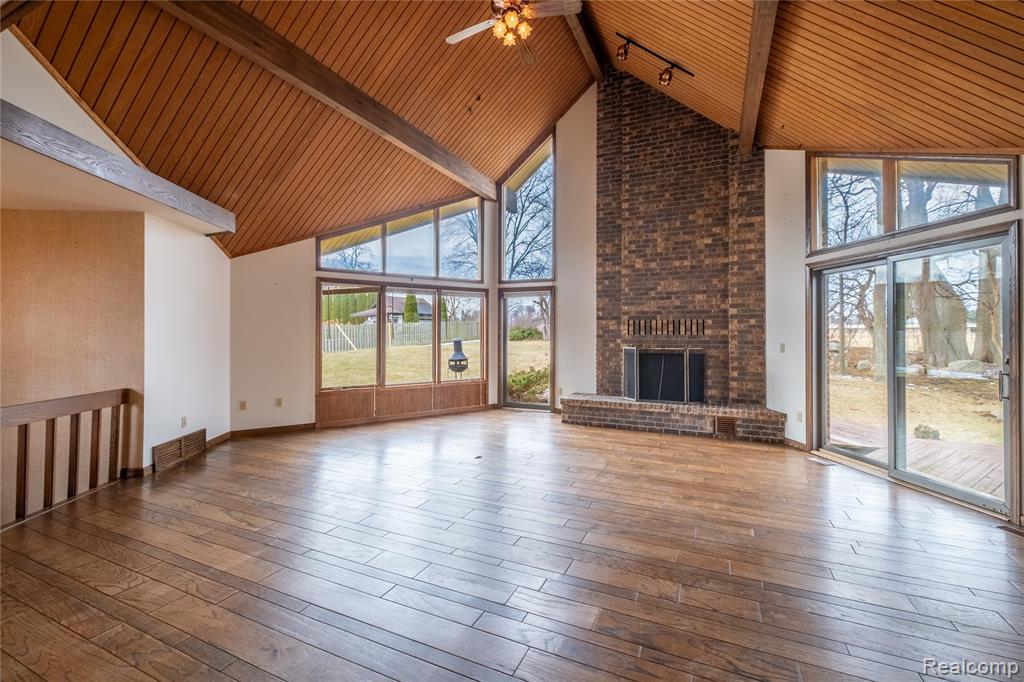 3155 Beech Tree Lane Flushing, MI 48433 - Photo 4 of 40