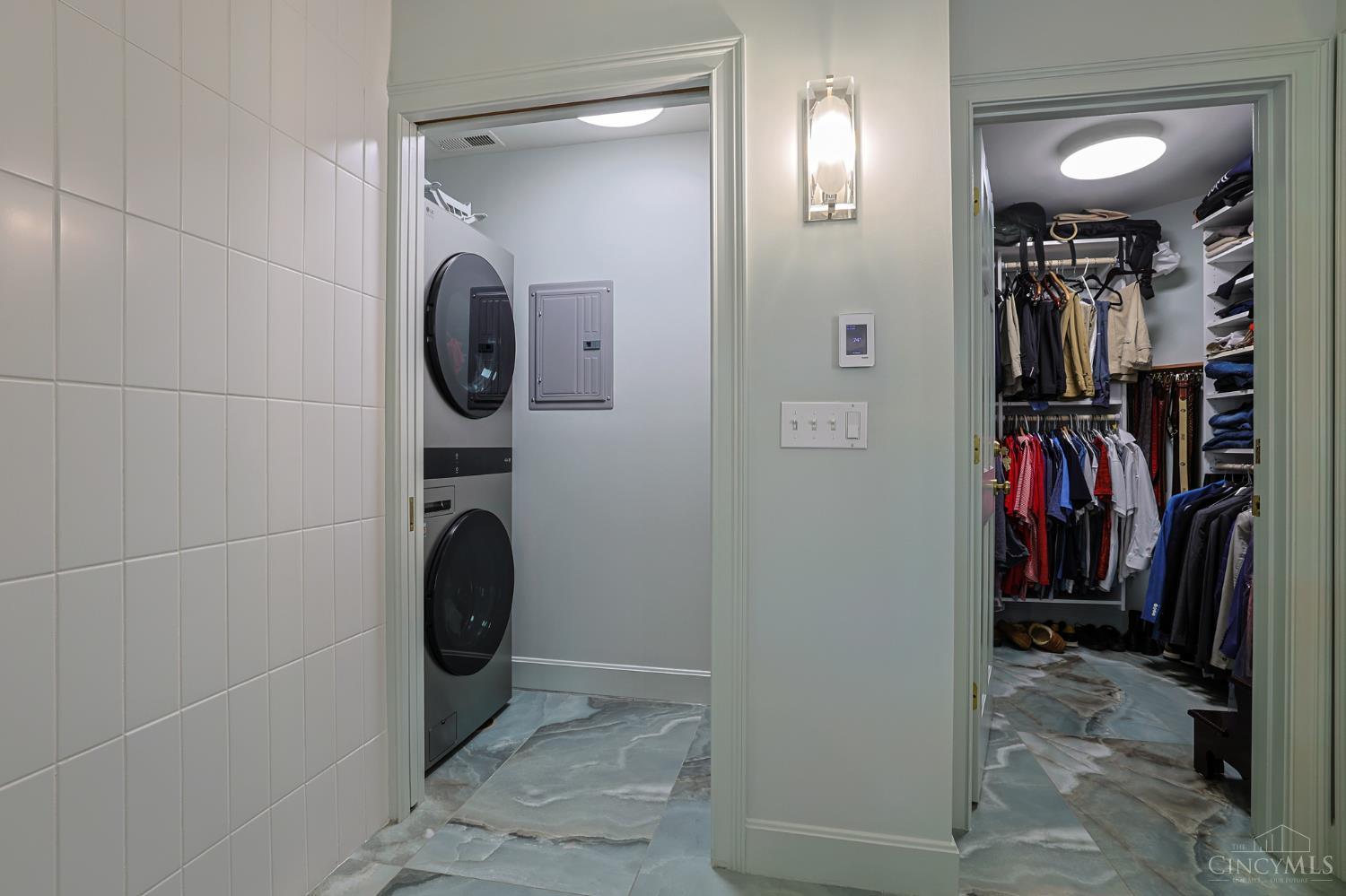 5500 Drake Road Cincinnati, OH 45243 - Photo 72 of 95 Gallery Image 72