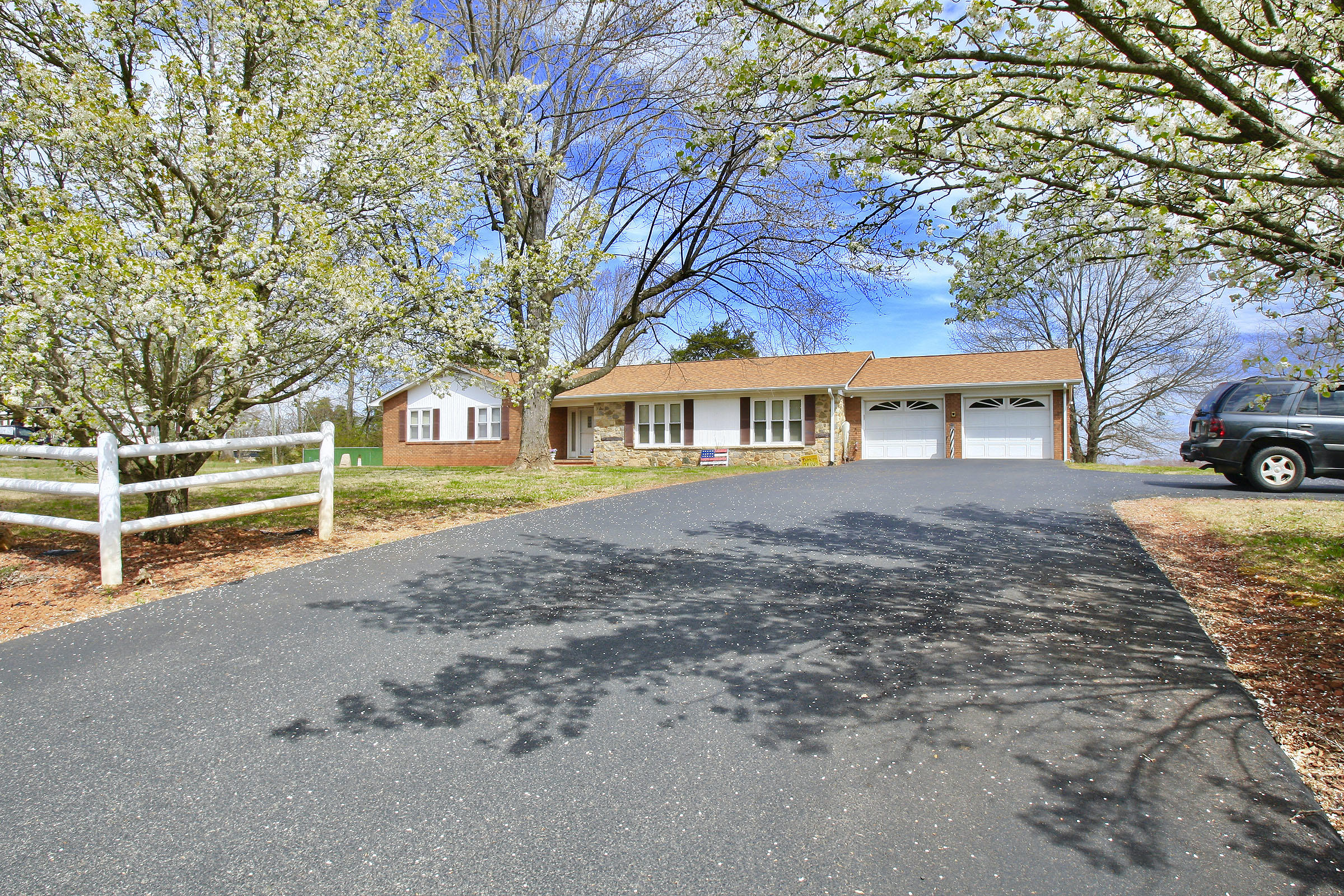 102 Golden View Road Glade Hill, VA 24092 - Photo 77 of 82 _V4B5676