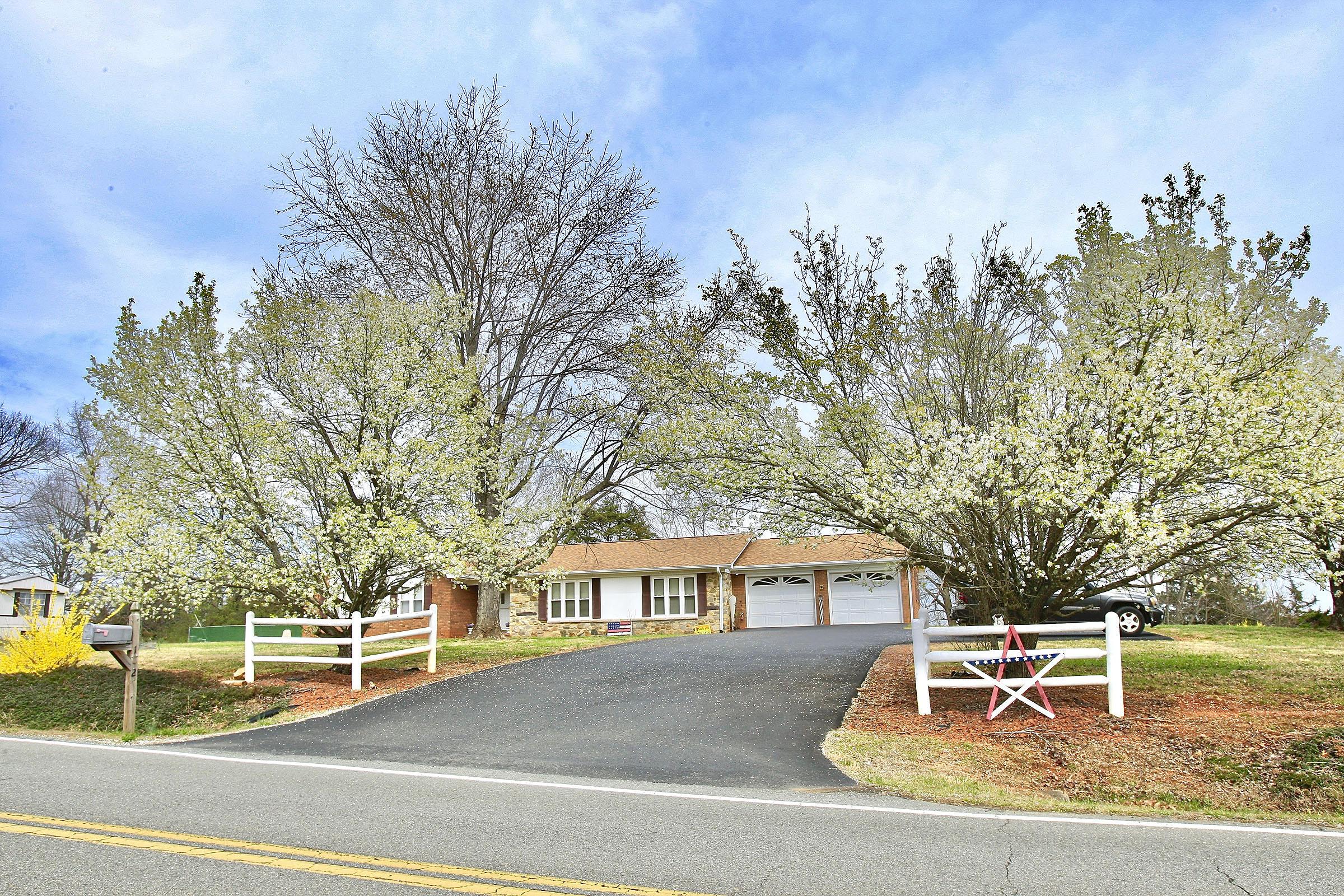 102 Golden View Road Glade Hill, VA 24092 - Photo 79 of 82 _V4B5754