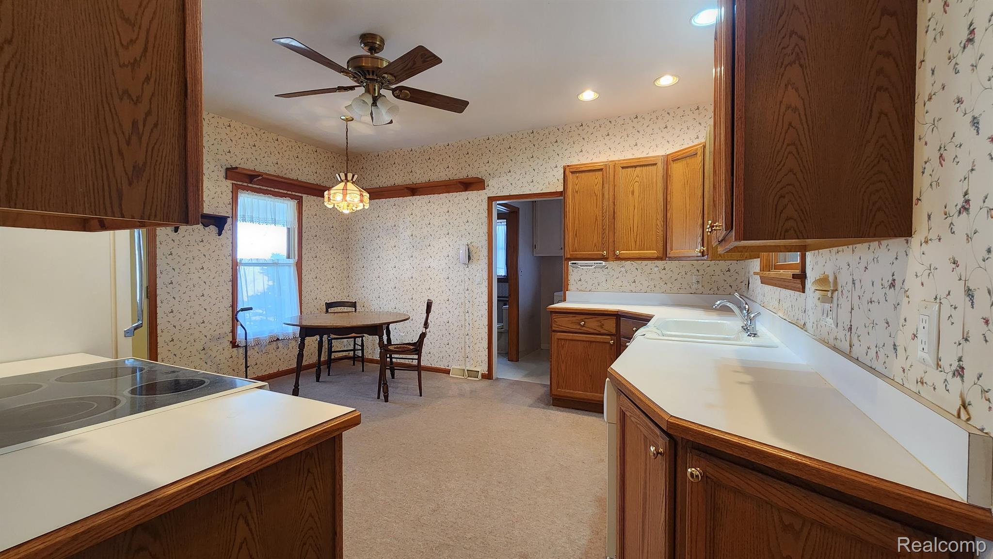 20235 Scio Church Road Chelsea, MI 48118 - Photo 9 of 45 Gallery Image 9