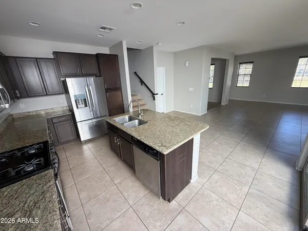 $2,450 | 3448 South Wren Drive, Gilbert, AZ 85297