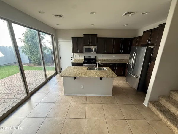 $2,450 | 3448 South Wren Drive, Gilbert, AZ 85297