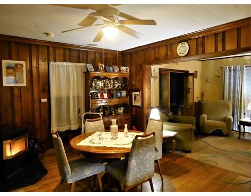 68 Beauchamp Street Springfield, MA 01107 - Photo 7 of 29 Gallery Image 7
