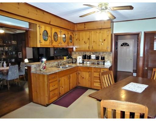68 Beauchamp Street Springfield, MA 01107 - Photo 10 of 29 Gallery Image 10