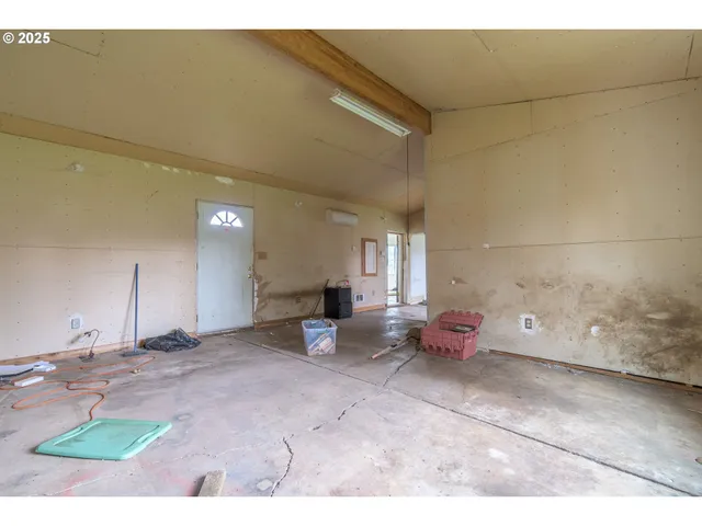 $299,000 | 478 East 32nd Avenue, Eugene, OR 97405