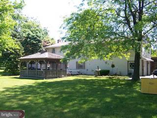 3642 Ridge Road Perkasie, PA 18944 - Photo 3 of 5