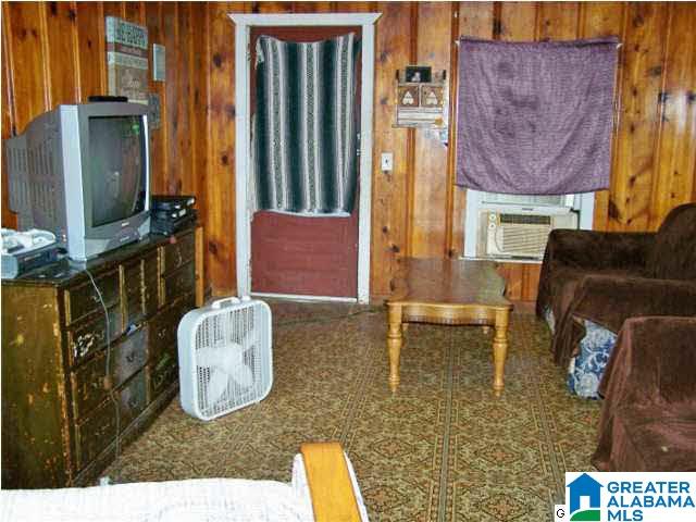 504 Stebbins Street South Anniston, AL 36201 - Photo 5 of 17