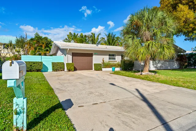 $669,000 | 113 Park Lane East, Hypoluxo, FL 33462