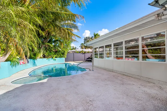 $669,000 | 113 Park Lane East, Hypoluxo, FL 33462