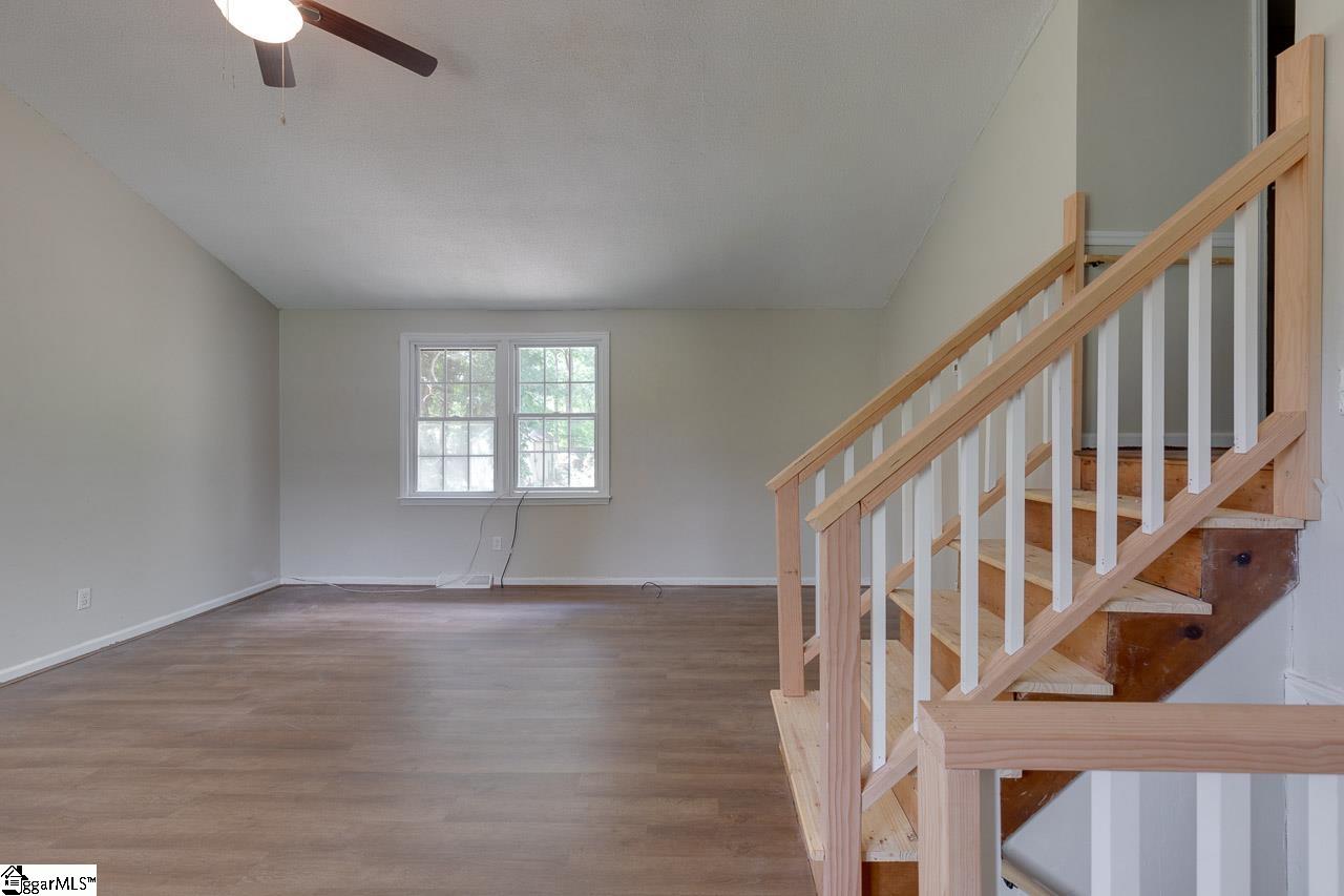 714 Fairview Street Fountain Inn, SC 29644 - Photo 5 of 31