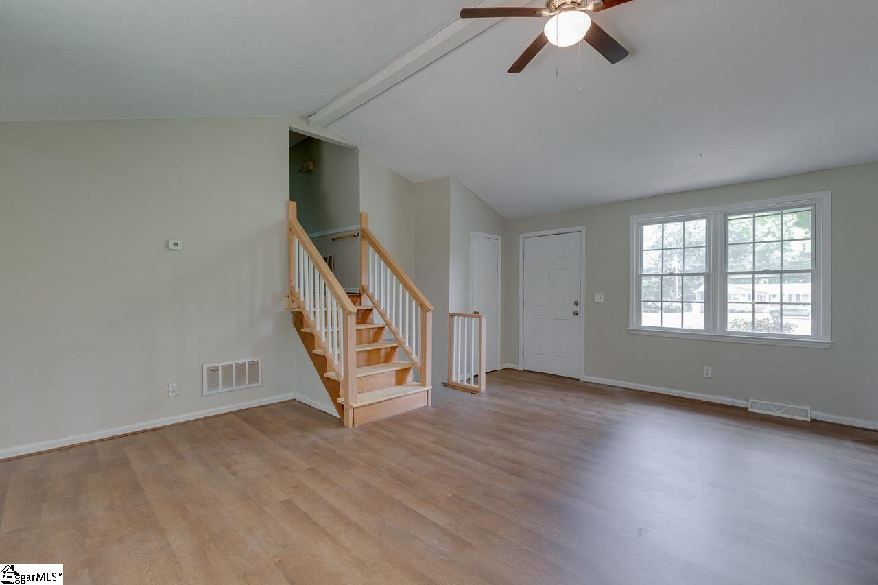 714 Fairview Street Fountain Inn, SC 29644 - Photo 8 of 31