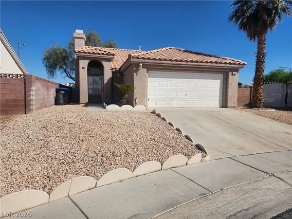 $2,000 | 3854 Chopin Court, North Las Vegas, NV 89032