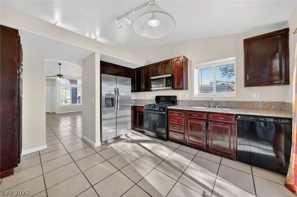 $2,000 | 3854 Chopin Court, North Las Vegas, NV 89032